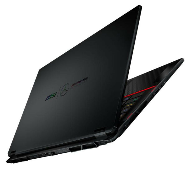 MSI Stealth 18 Mercedes-AMG, puissance et élégance – Image 13