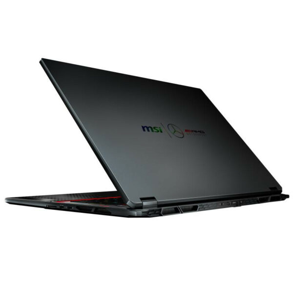 MSI Stealth 18 Mercedes-AMG, puissance et élégance – Image 4
