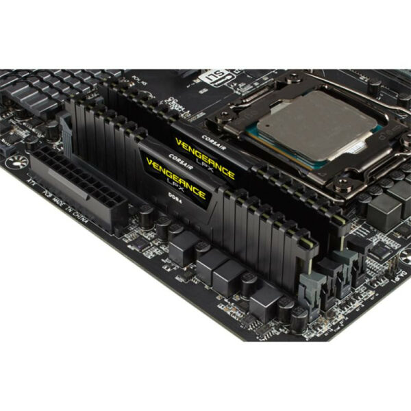Corsair Vengeance LPX CMK16GX4M2Z3600C18 RAM 16 Go 2 x 8 Go DDR4 3600 MHz